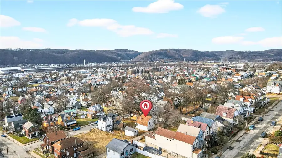 1320 Woodmont Avenue, New Kensington, PA 15068 - Image #2