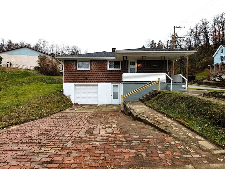 807 Western Ave, Jeannette, PA 15644 - Image #3