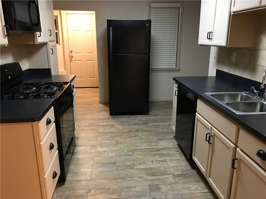 1520 1/2 4th Ave, Coraopolis, PA 15108 - Image #3