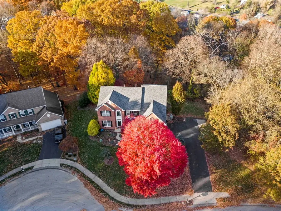 108 Creekwood Drive, Venetia, PA 15367 - Image #2