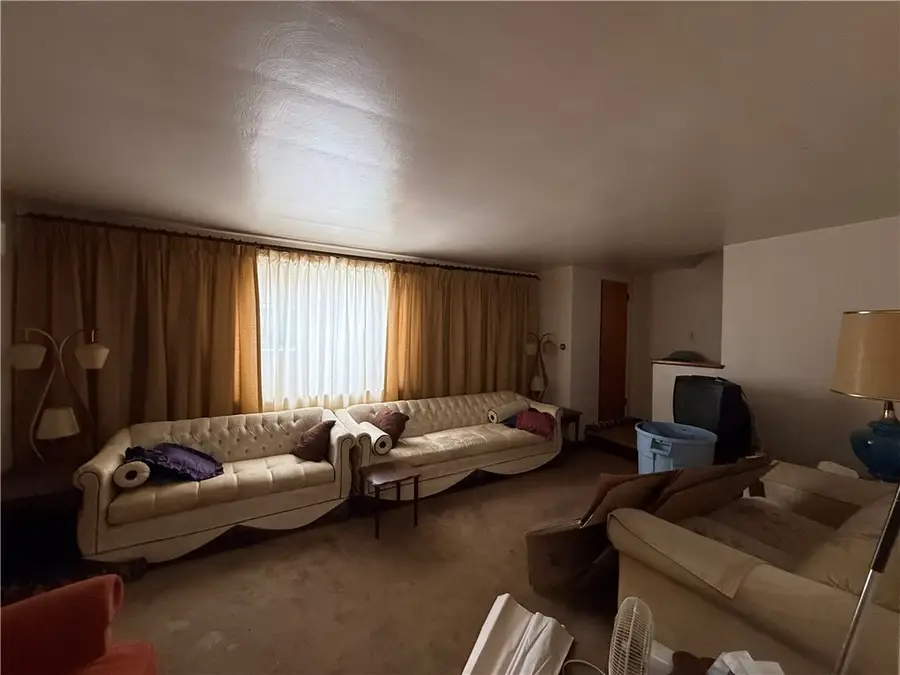 1339 Edgewood Dr, West Homestead, PA 15120 - Image #3