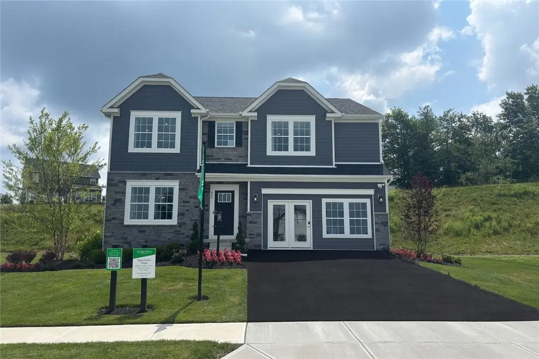 140 Victoria Dr, Findlay, PA 15108 - Image #1