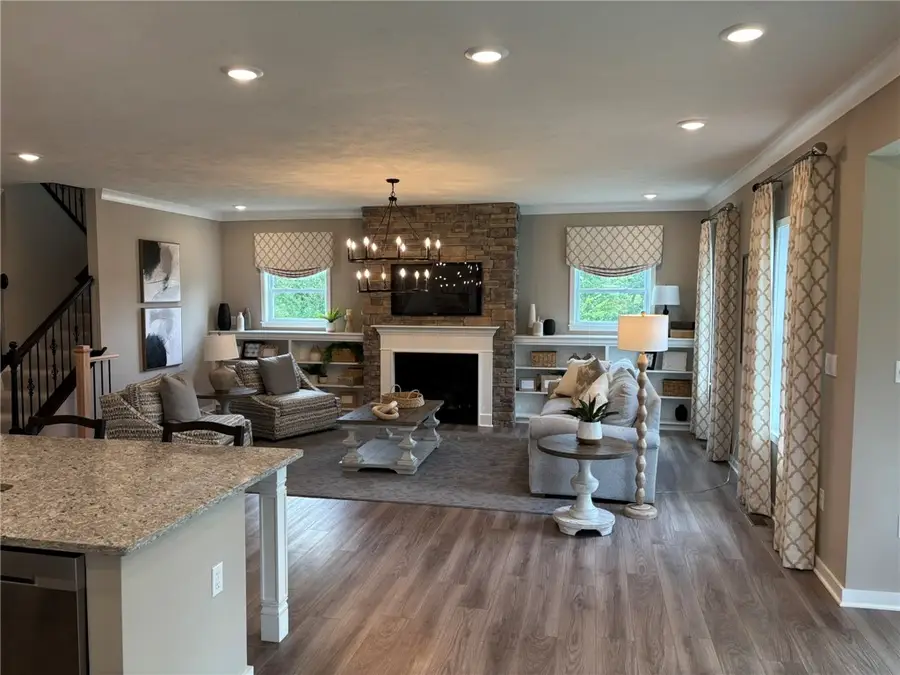 140 Victoria Dr, Findlay, PA 15108 - Image #3