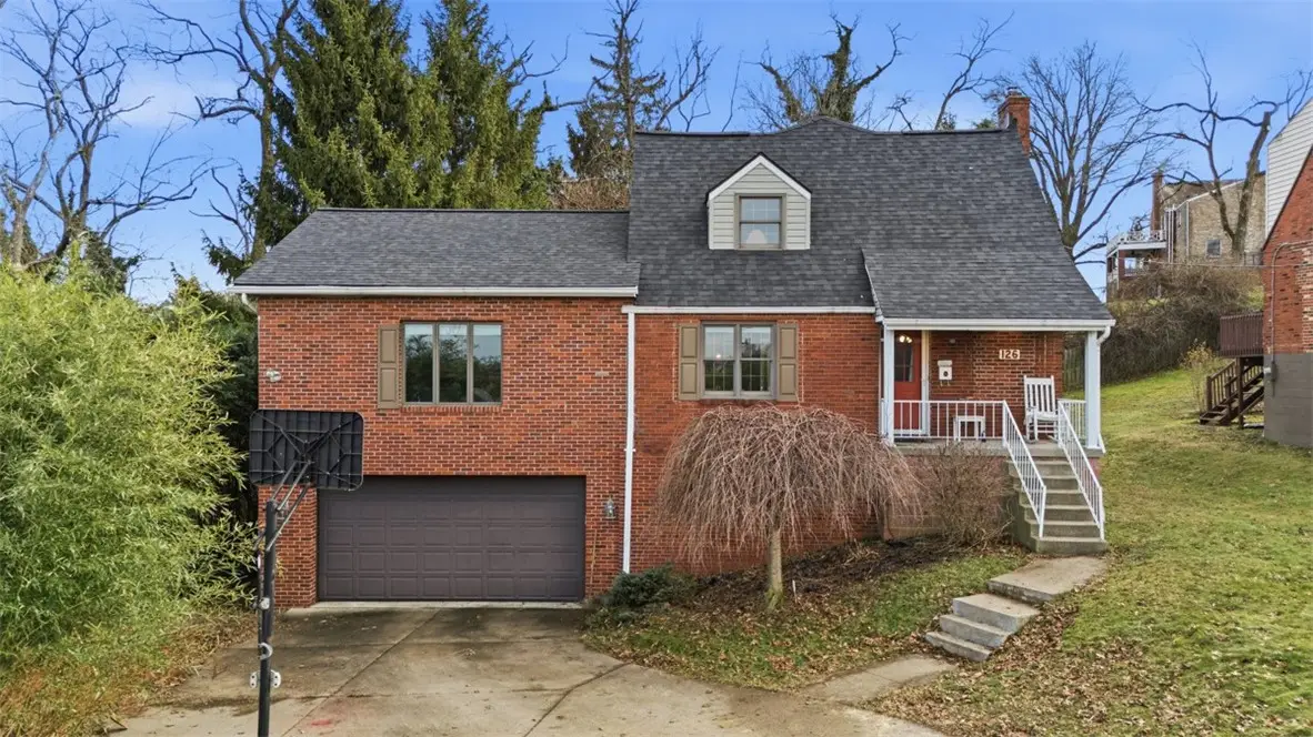 126 Leon Road, Green Tree, PA 15220 - Image #1