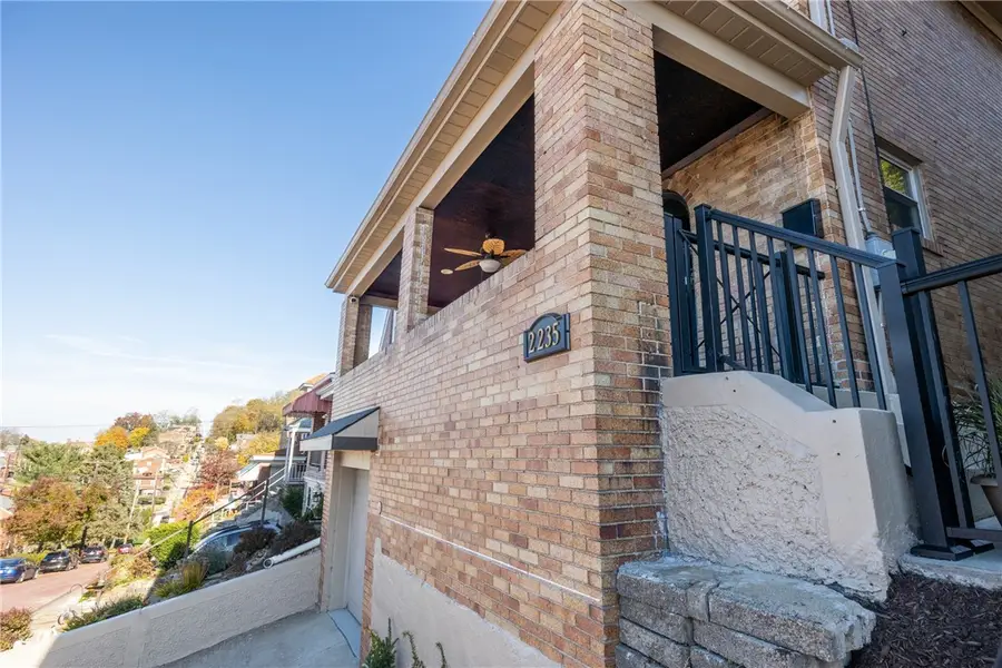 2235 Lucina Ave, Pittsburgh, PA 15210 - Image #3