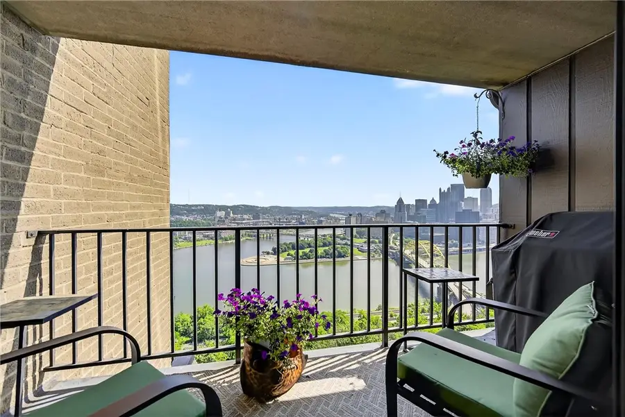 1000 Grandview Ave #802, Pittsburgh, PA 15211 - #3