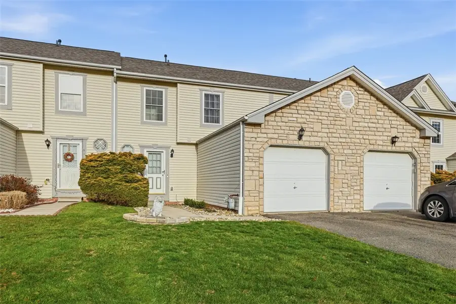 3304 Timberglen Drive, North Fayette, PA 15126 - Image #2