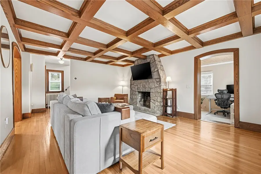 261 Parkway Drive, Mount Lebanon Township, PA 15228 - Image #2