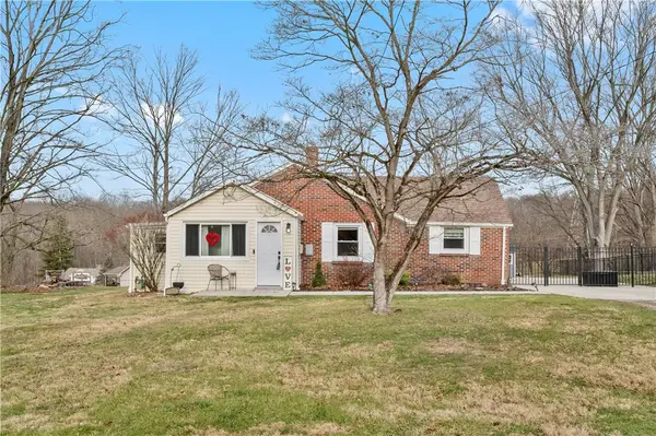 2625 Oakhill Dr, South Park, PA 15129