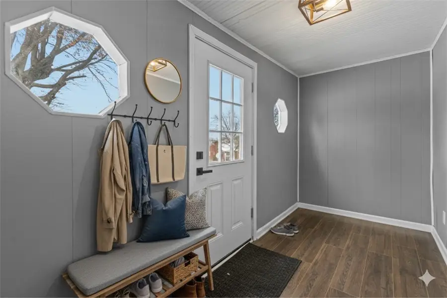 409 Arlington Ave, North Versailles, PA 15137 - Image #2