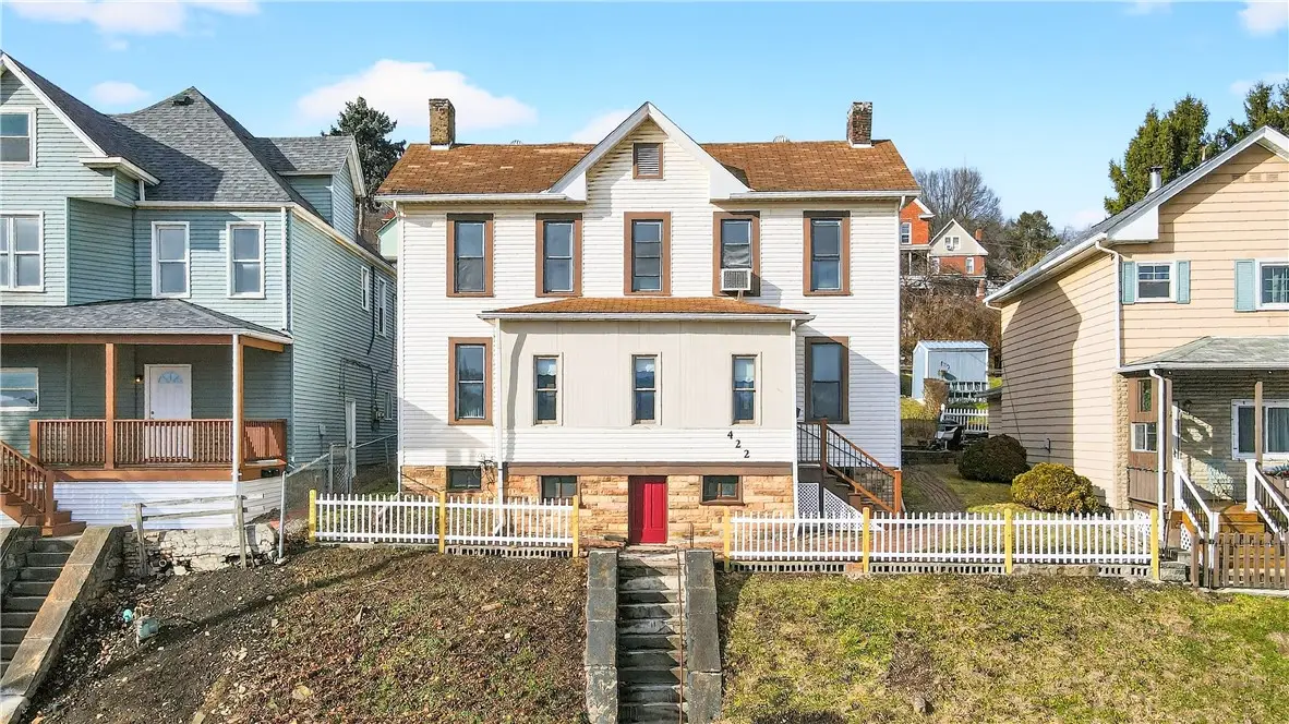 422 W 7th Ave, Tarentum, PA 15084 - Image #1