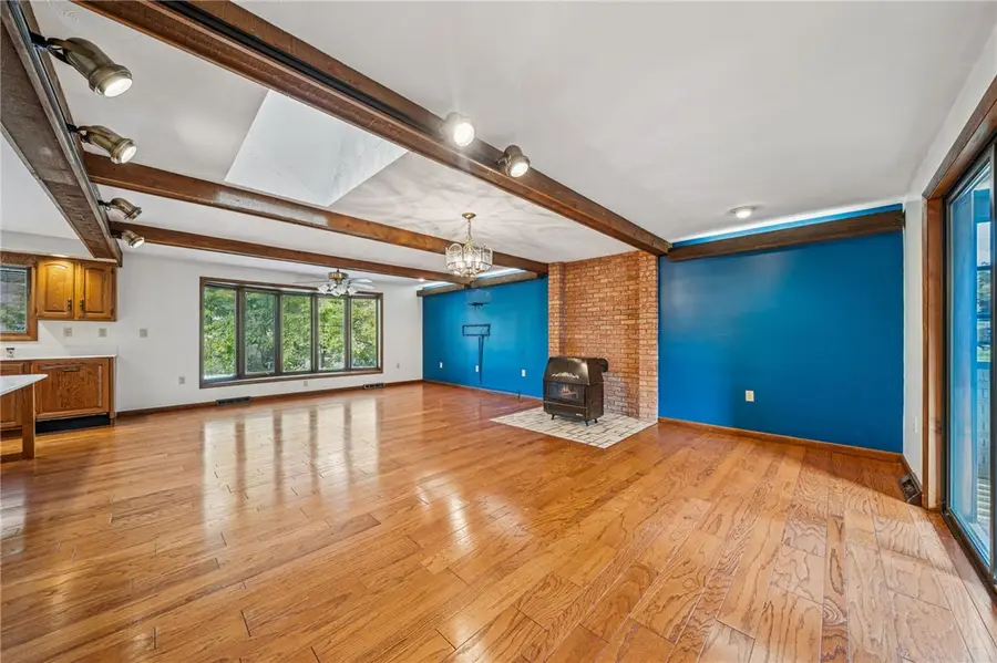 12219 Roth Drive, North Huntingdon, PA 15642 - Image #2