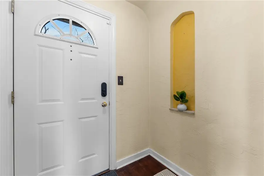 780 Scott Rd, Dormont, PA 15228 - Image #2