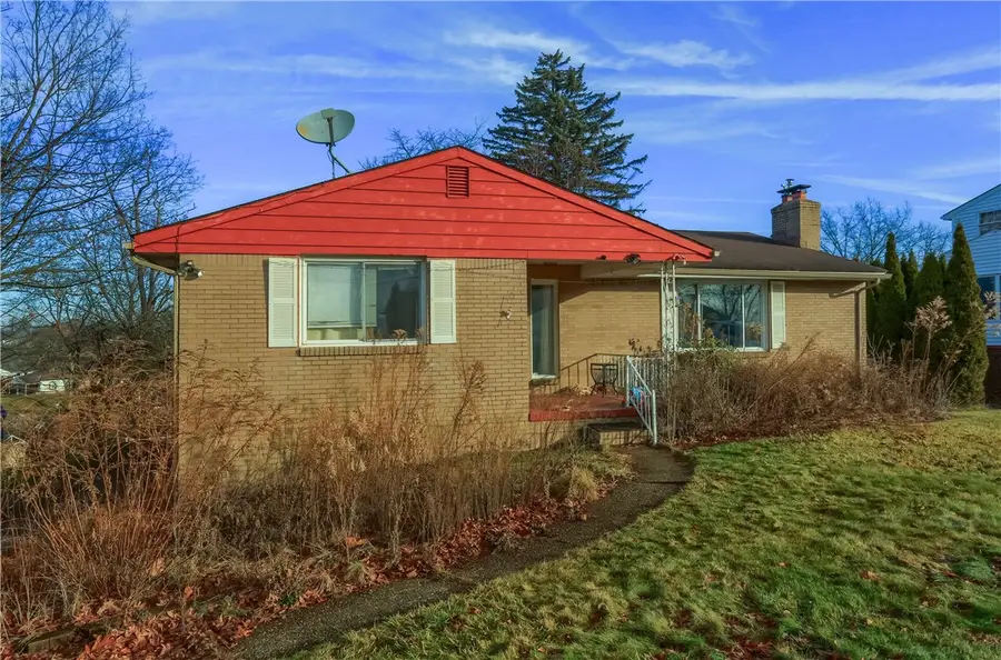 137 S Patton Drive, Moon Township, PA 15108 - Image #2