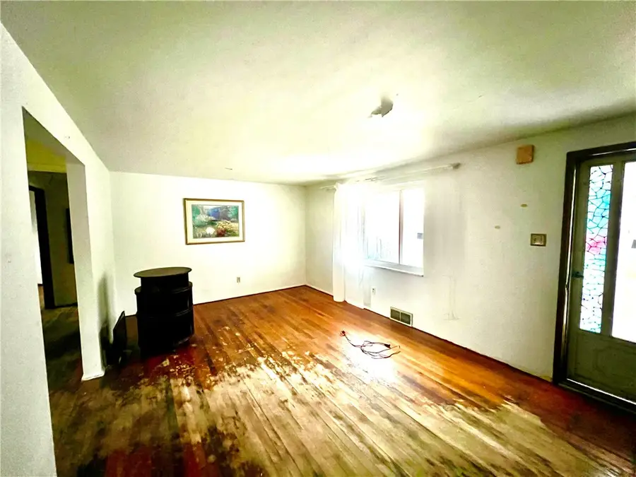 4142 Steiger, Castle Shannon, PA 15234 - Image #2