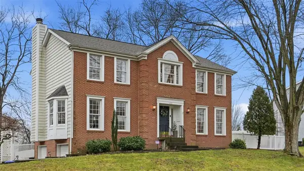 402 Lundy Ct, Cranberry Twp, PA 16066