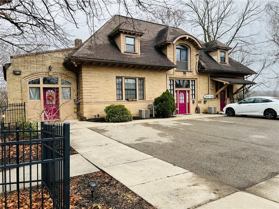 304 Rhodes Place, New Castle, PA 16101 - Image #3