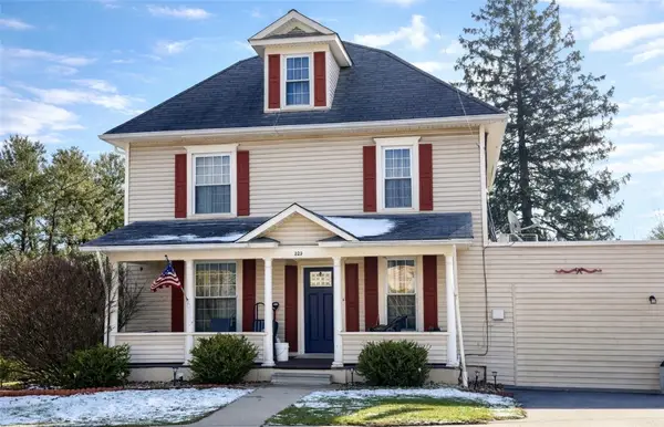 329 New Castle St, Slippery Rock Boro, PA 16057