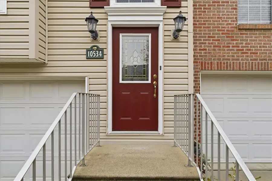 10534 Cherry Grove Court, Wexford, PA 15090 - Image #2