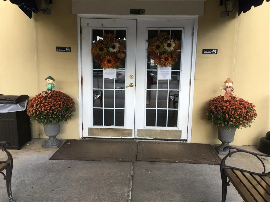 4220 Saw Mill Run Blvd, Brentwood, PA 15227 - Image #3