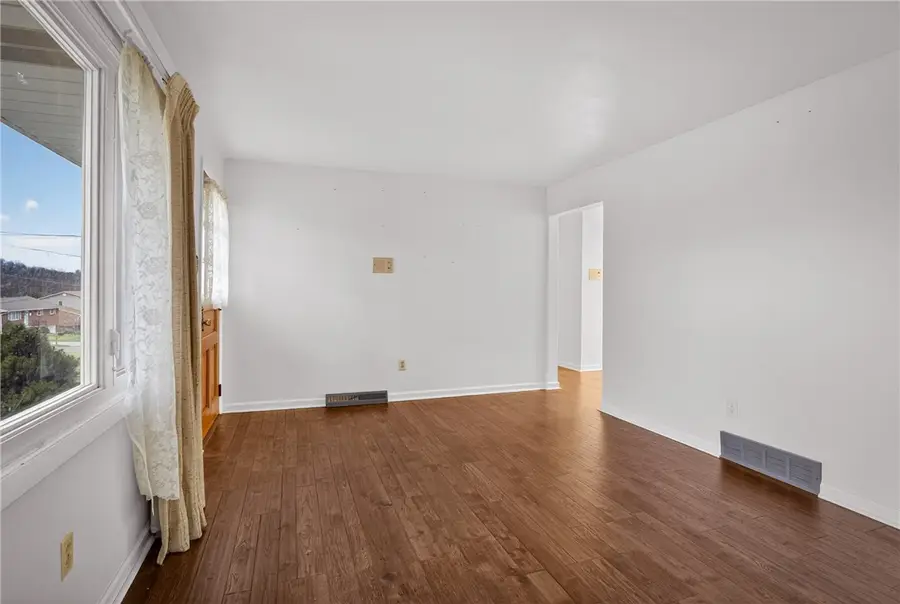 236 Locust Ave, McGovern, PA 15342 - Image #3