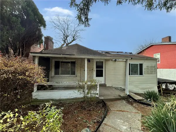 6938 Hartman Ln, Pittsburgh, PA 15206