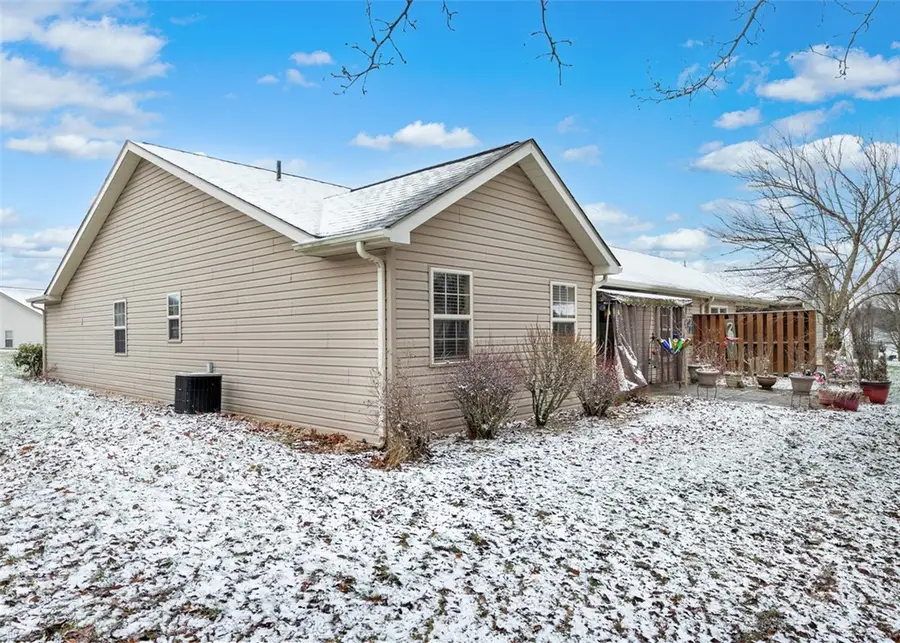 6 Medinah Ct, Hempfield, PA 15601 - Image #2