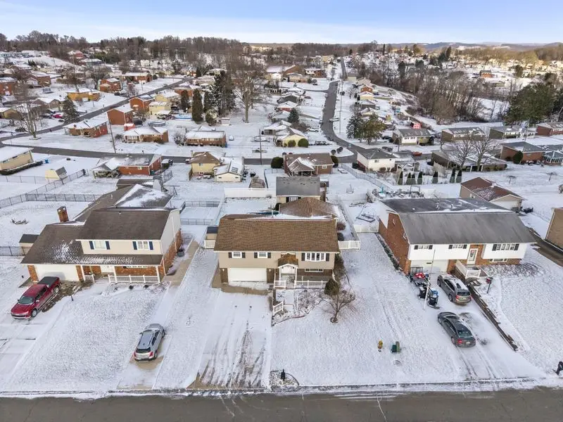 322 Highland Dr, Elizabeth Township, PA 15037 - Image #3