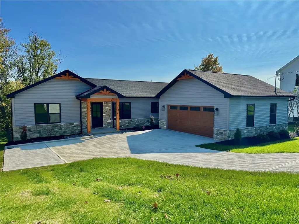 121 Hillview Rd, Jefferson Hills, PA 15025 - Image #1