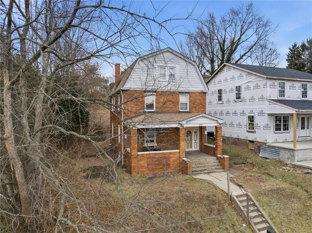 290 Glenwood Dr, Ambridge, PA 15003 - Image #1