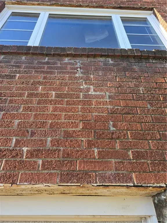 1107 Varner Rd, Whitehall, PA 15227 - Image #2