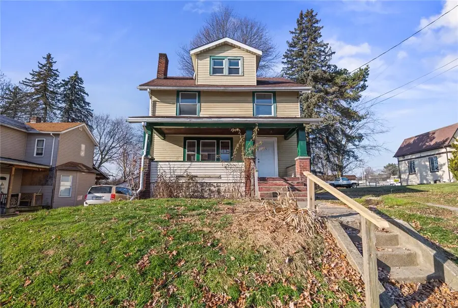 36 Wengler Ave, Sharon, PA 16146 - Image #2