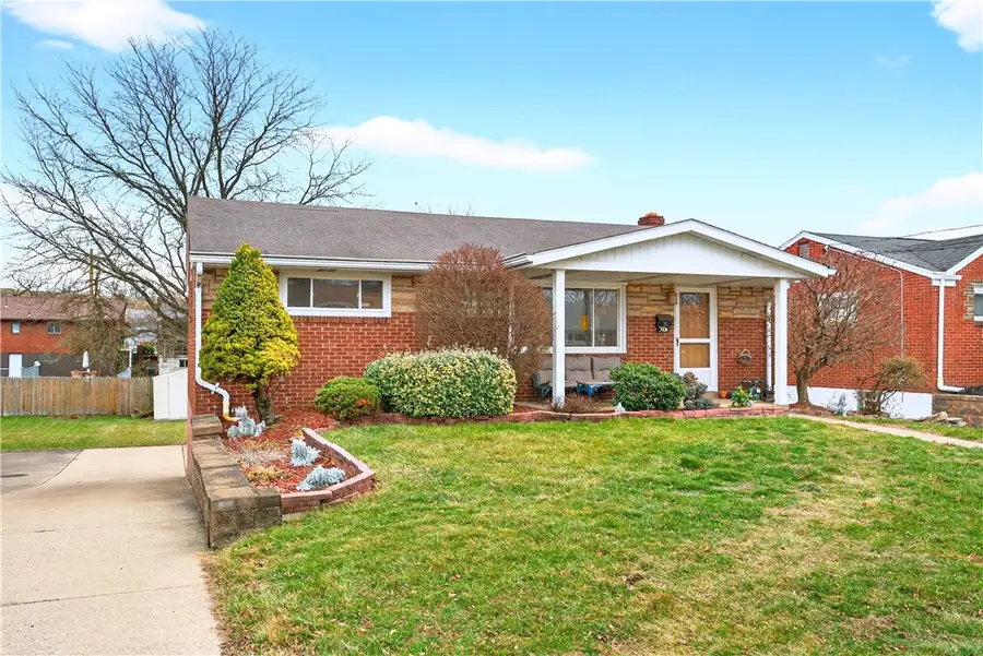 451 Dennison Dr, West Mifflin, PA 15122 - Image #2