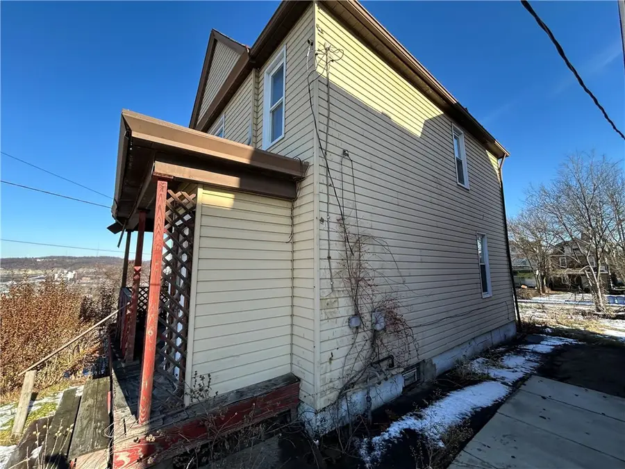 412 5th St, Clairton, PA 15025 - Image #2