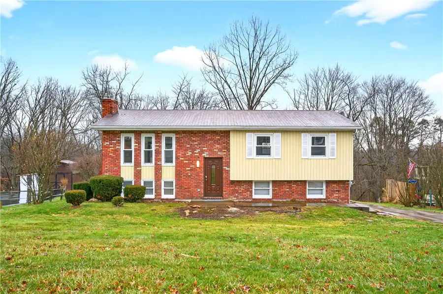 113 Redbud Dr, Chippewa, PA 15010 - Image #2