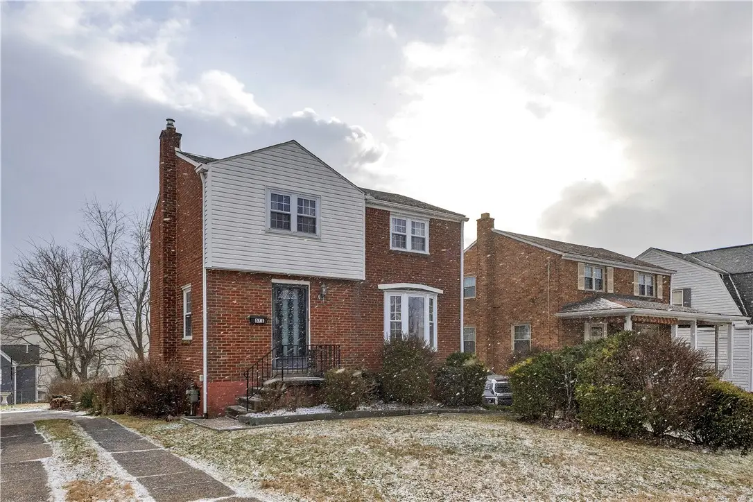 571 Helena St, East McKeesport, PA 15035 - Image #1