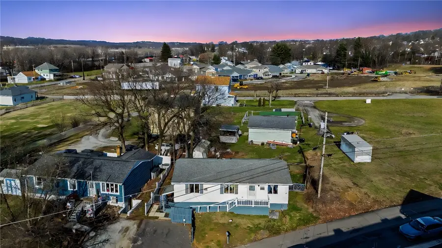 1152 W Gibson Ave, Connellsville, PA 15425 - Image #3