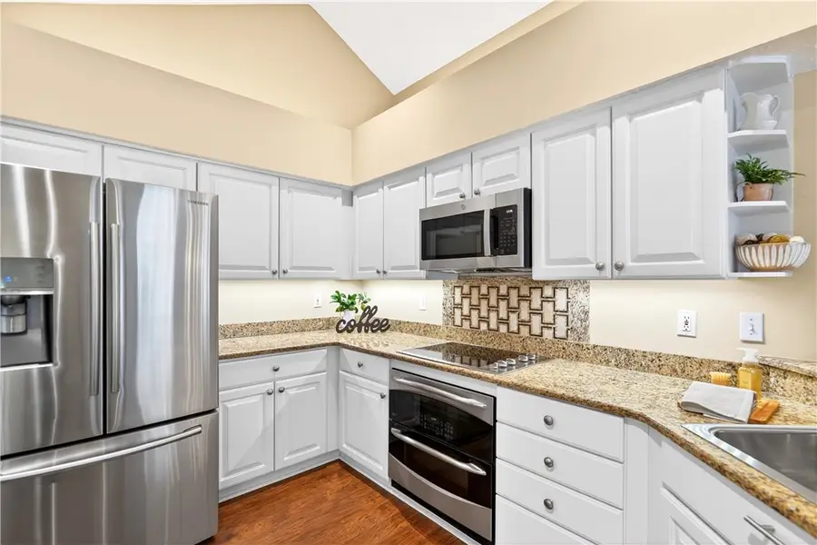 1723 Heather Heights Dr, Crescent, PA 15046 - Image #3