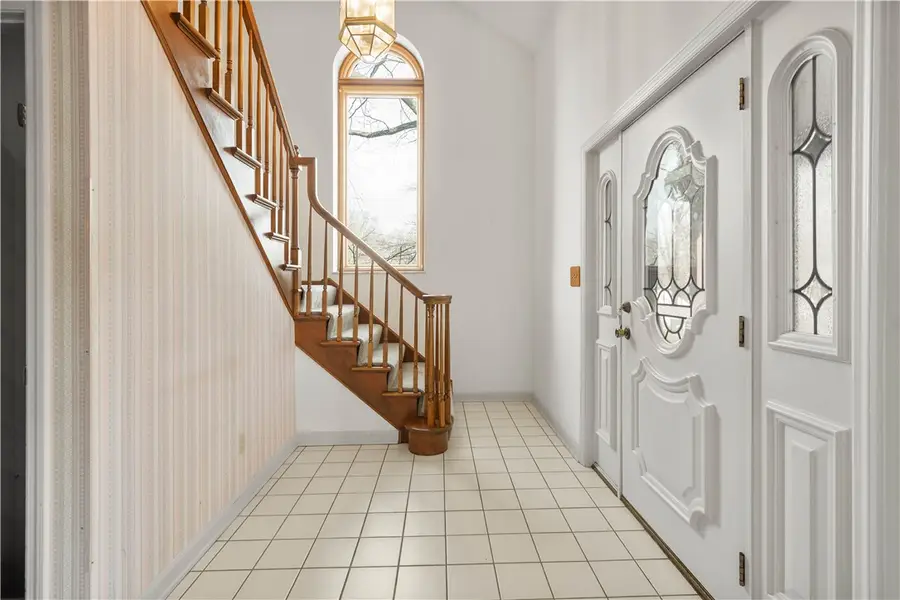 104 Timber Lane Ct, Aleppo, PA 15143 - Image #3