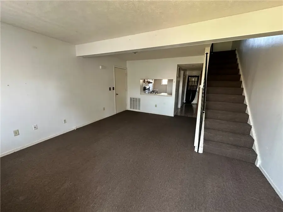 132-134 Highland Ave, Washington, PA 15301 - Image #2