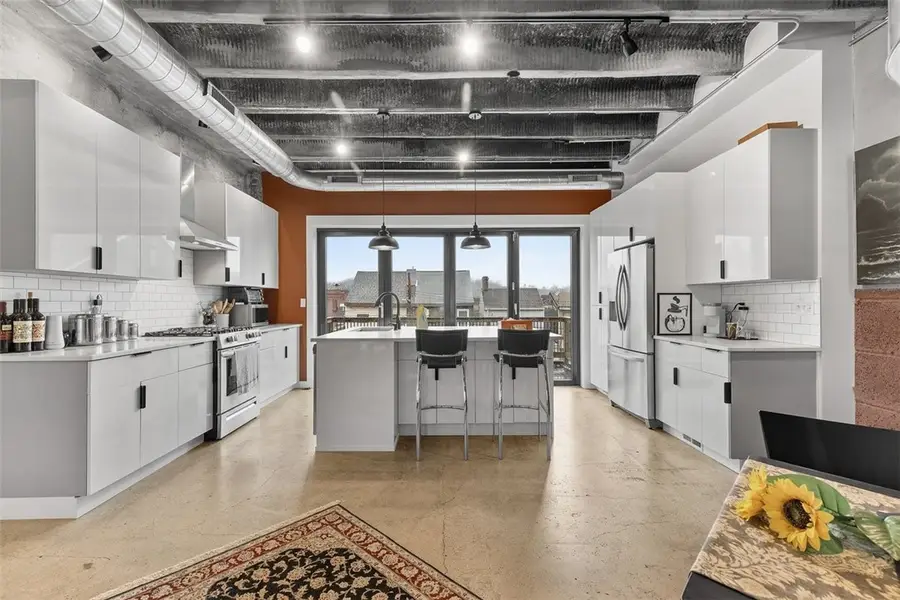 5229 Duncan St, Pittsburgh, PA 15201 - Image #2