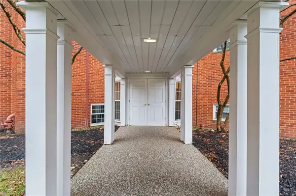 5900 Babcock Blvd #53, Ross Twp, PA 15237