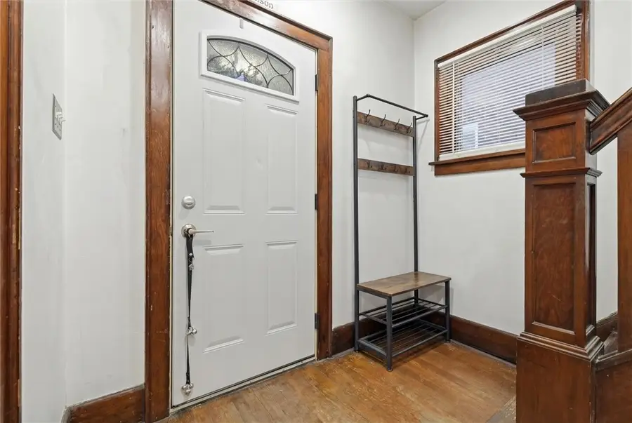 321 12th St, Ambridge, PA 15003 - Image #2