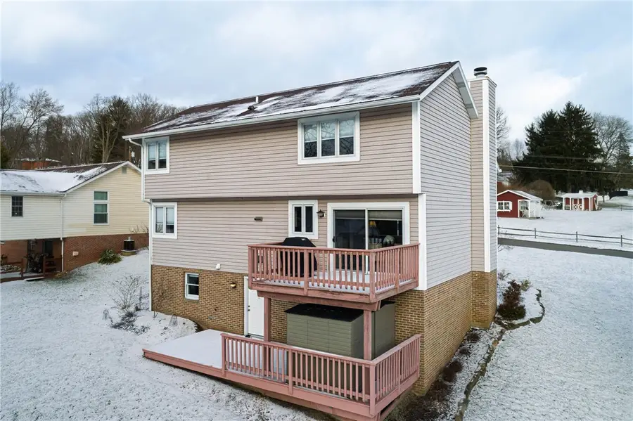 45 Spring Valley Dr, North Franklin, PA 15301 - Image #3