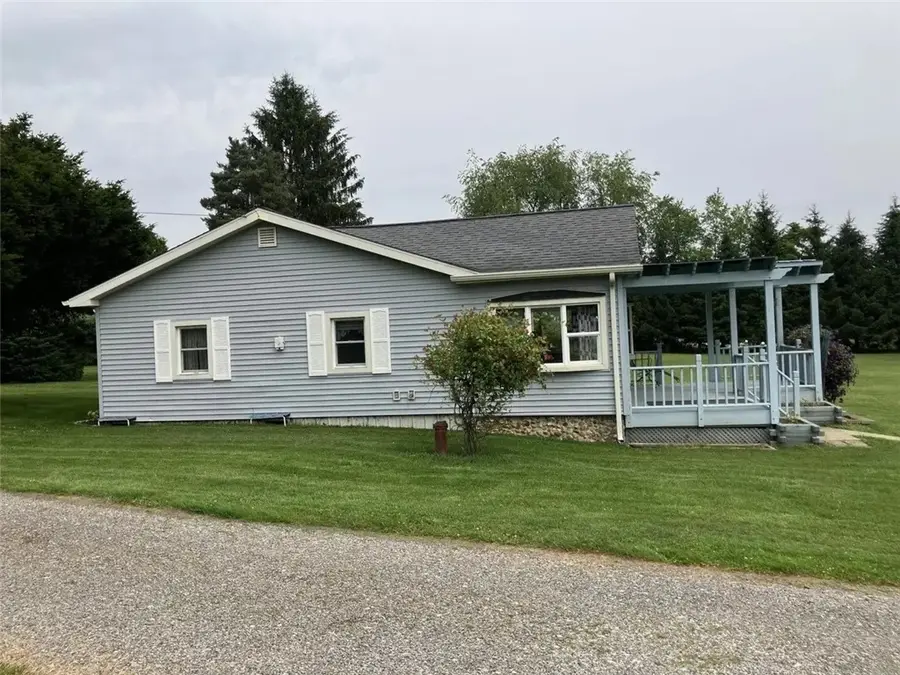 216 Bryson Mill Rd, South New Castle, PA 16102 - #3