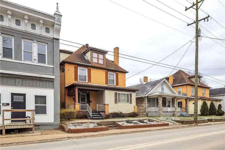 733 N Warren Ave, Apollo, PA 15613 - Image #2