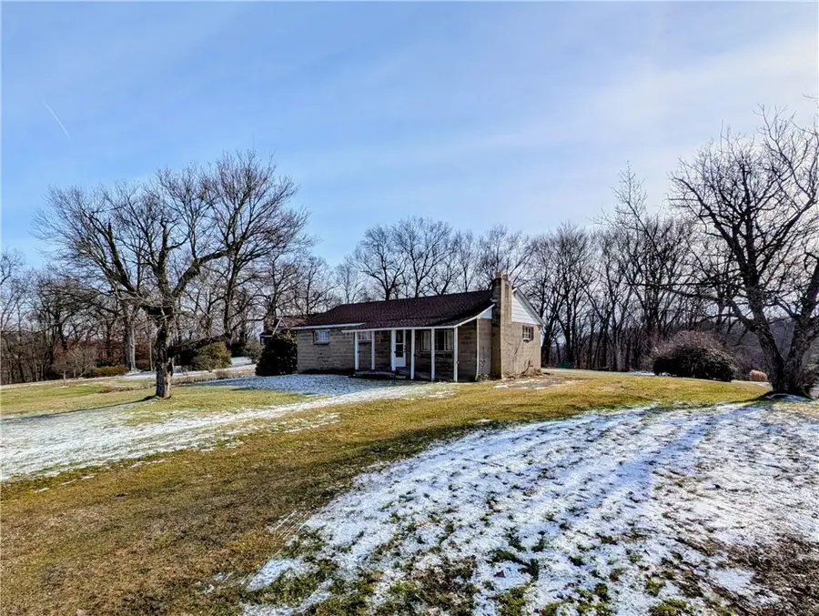 152 Victor Rd, Homeacre Lyndora, PA 16001 - Image #2