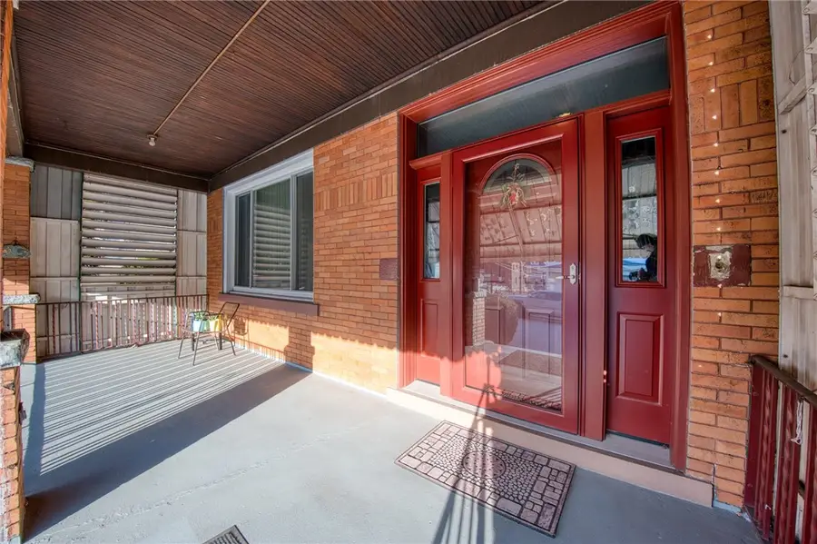 3931 Hoosac St, Pittsburgh, PA 15207 - Image #2