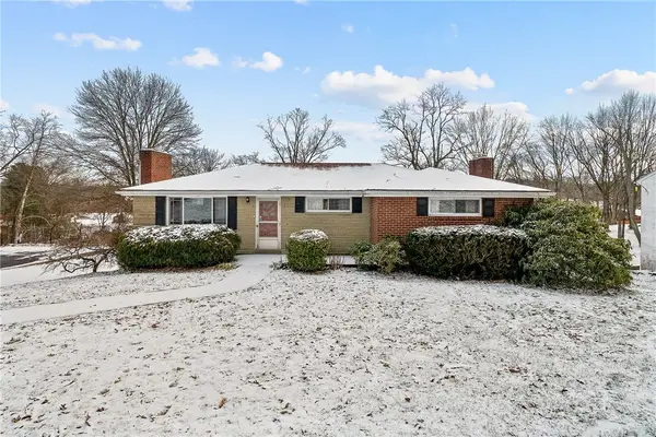 109 Clearview Dr, Peters Twp, PA 15317