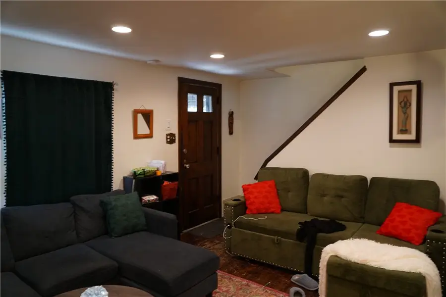 2003 Lafayette St, Swissvale, PA 15218 - Image #2